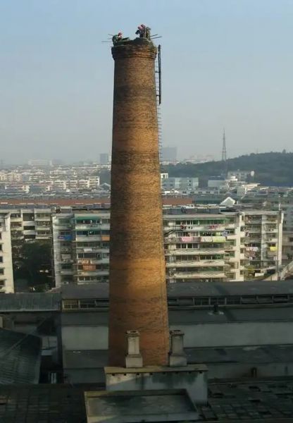 煙囪拆除，水塔拆除