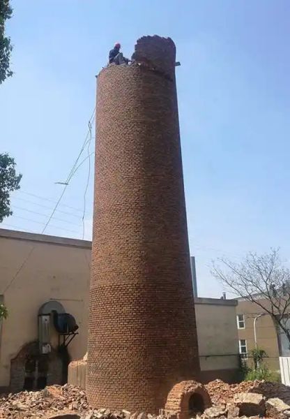 煙囪拆除，水塔拆除