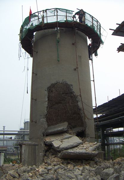 煙囪拆除，水塔拆除