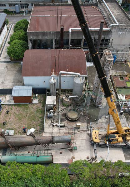 煙囪拆除，水塔拆除